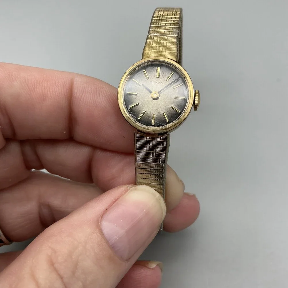 Vintage Timex Womens Watch 18mm Ombre Dial Gold Tone Scratched Manual Wind